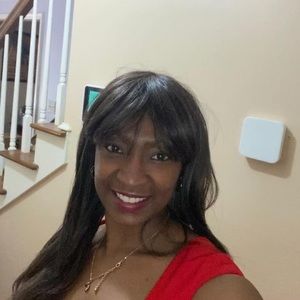 Meet your Posher, Alethea